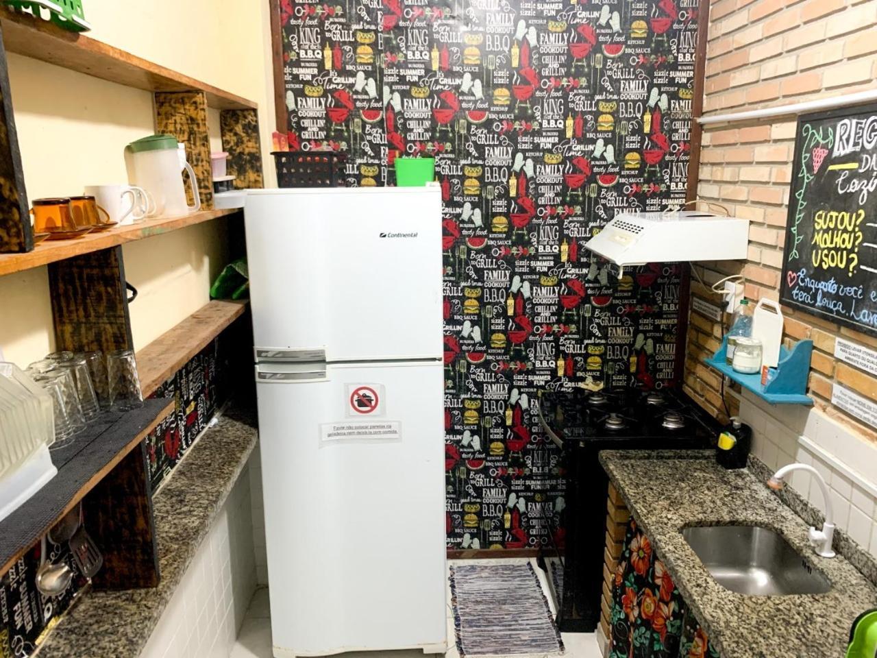 בומבינאס Hostel Vento Leste מראה חיצוני תמונה