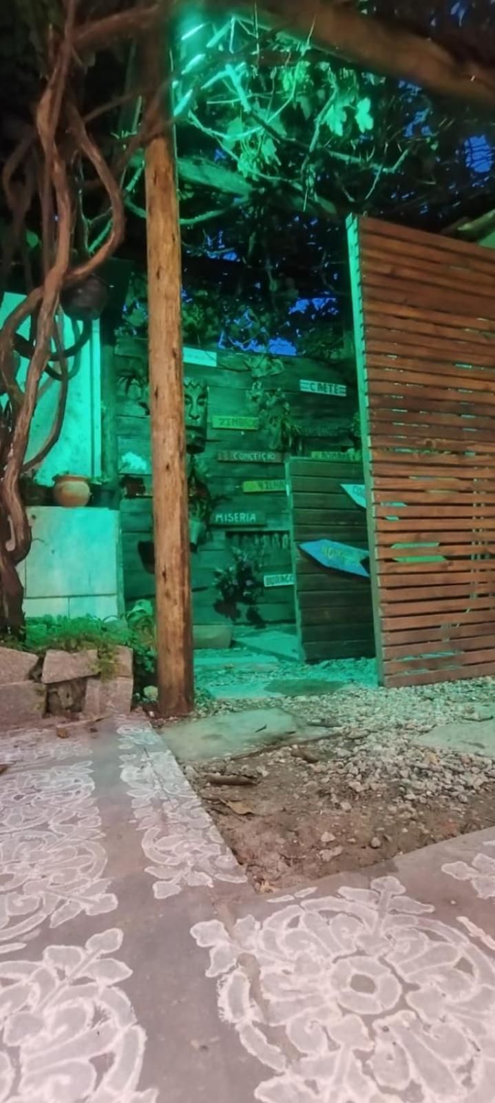 בומבינאס Hostel Vento Leste מראה חיצוני תמונה