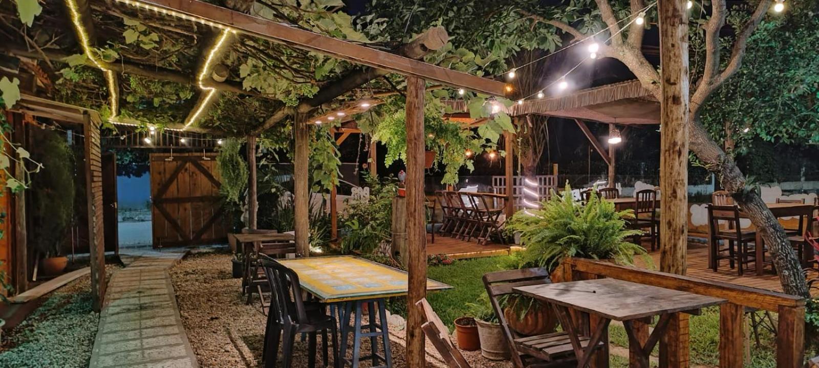 בומבינאס Hostel Vento Leste מראה חיצוני תמונה